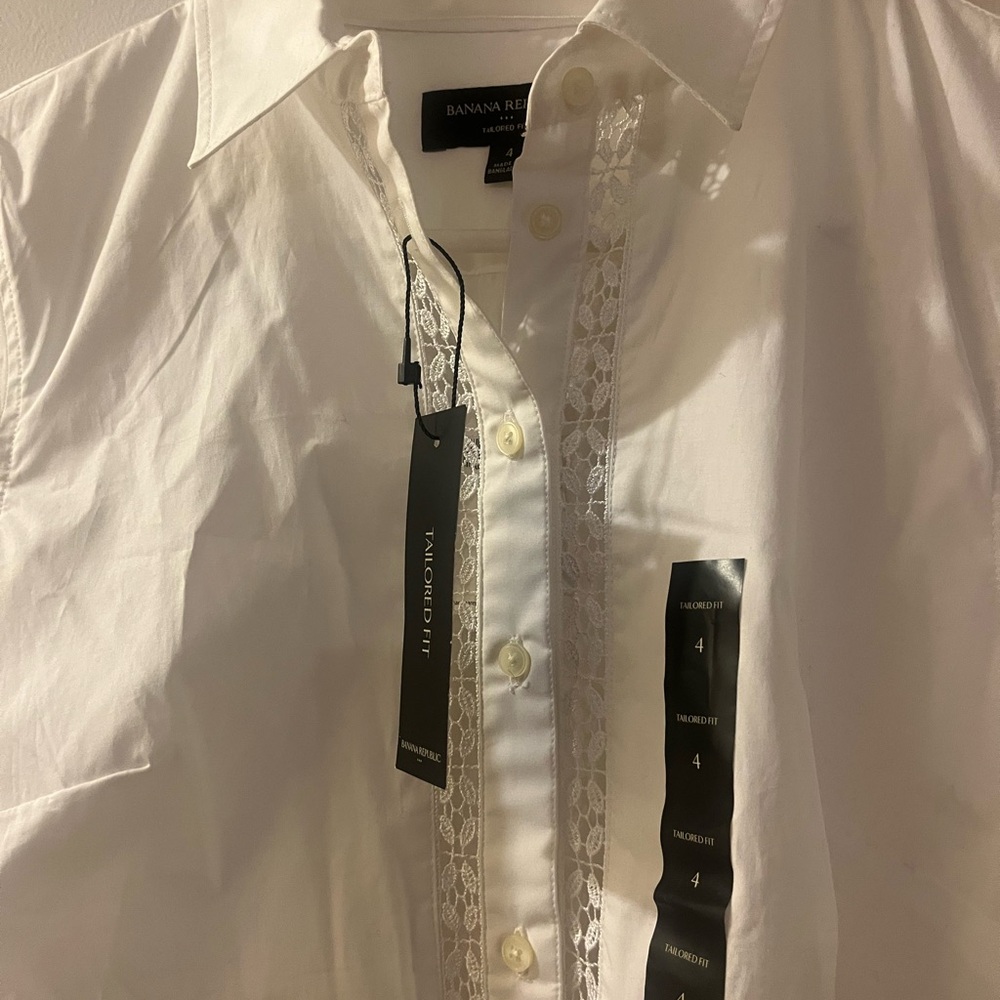 Banana Republic White Dress Shirt - Picture 2 of 4